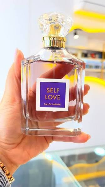 عطر ادکلن زنانه گرلن اینسولنس ادوپرفیوم فراگرنس ورد (Fragrance World Guerlain Insolence Eau de Parfum)